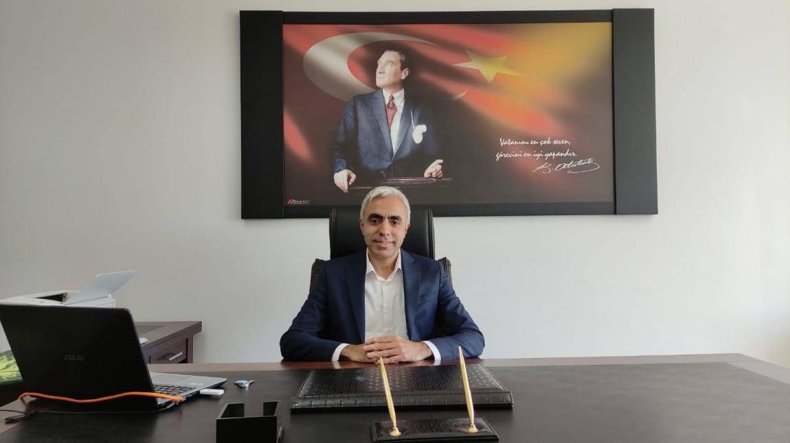 Mehmet YAMAN - Okul Müdürü 
